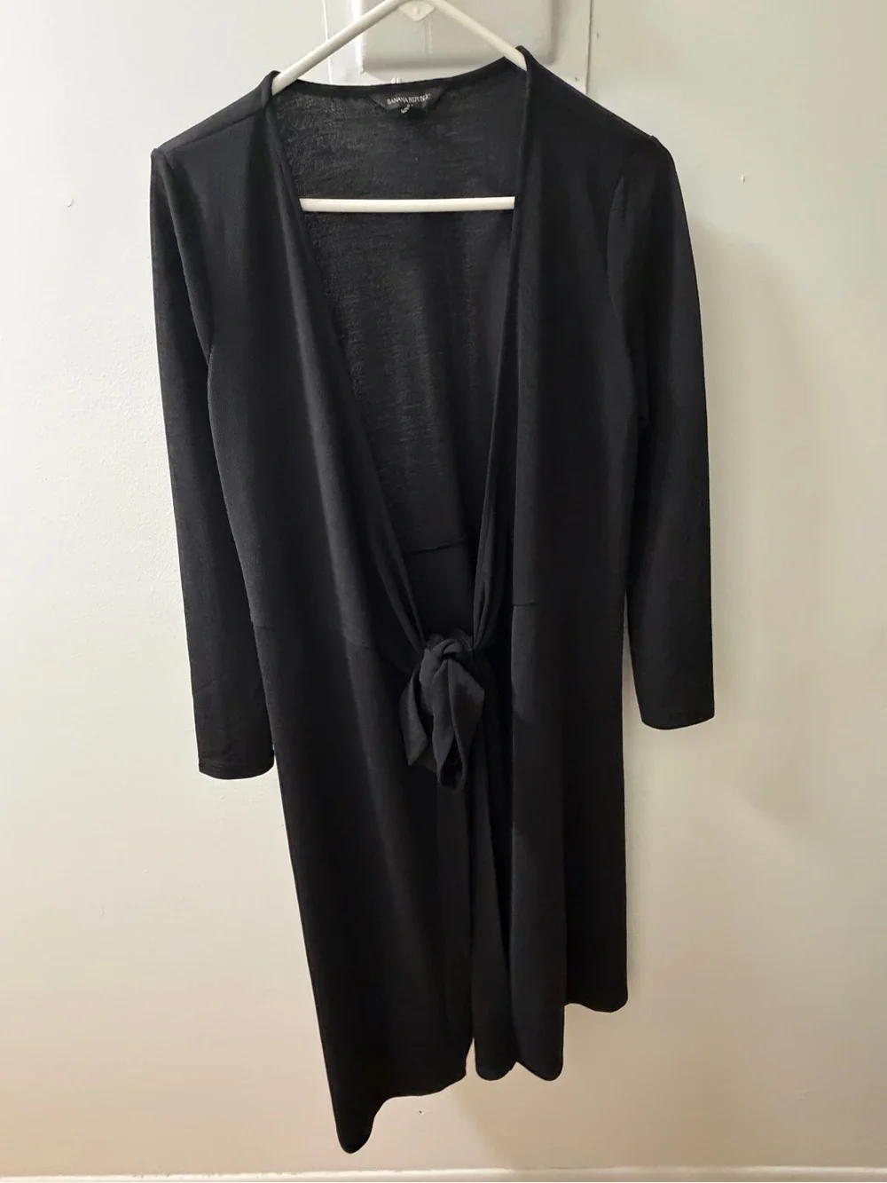 Banana Republic Black Tie Front Robe Cardigan Petite Medium - Picture 2 of 4